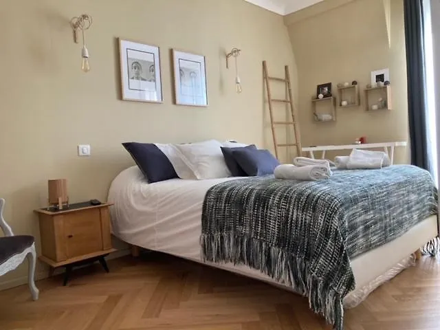 Chambre Privee Au Coeur De La Ville Nice França